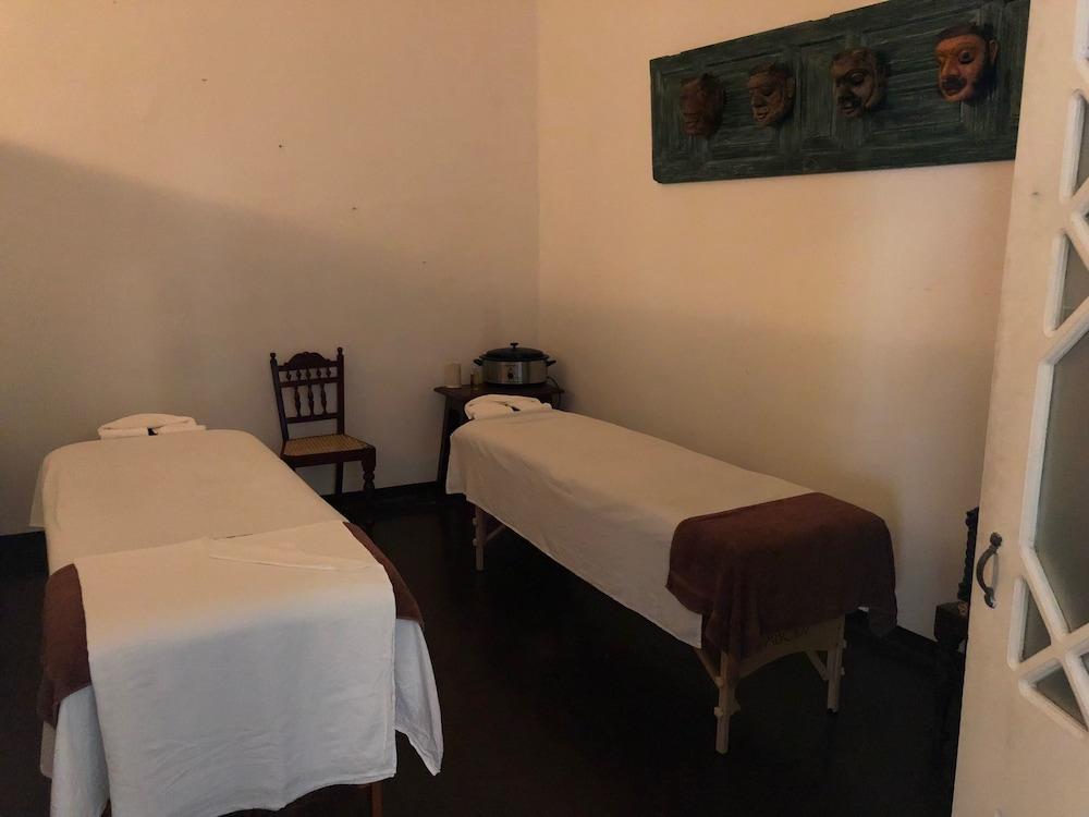 Deco On 44 - Galle Fort エクステリア 写真